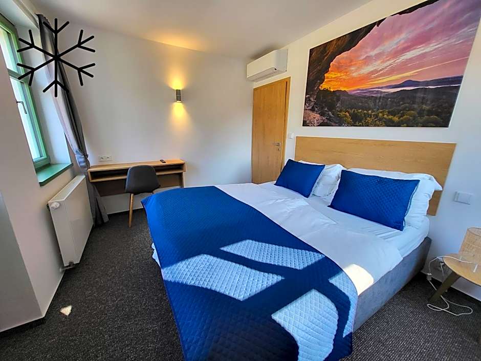 Pension Jitřenka Hřensko Bed & Breakfast