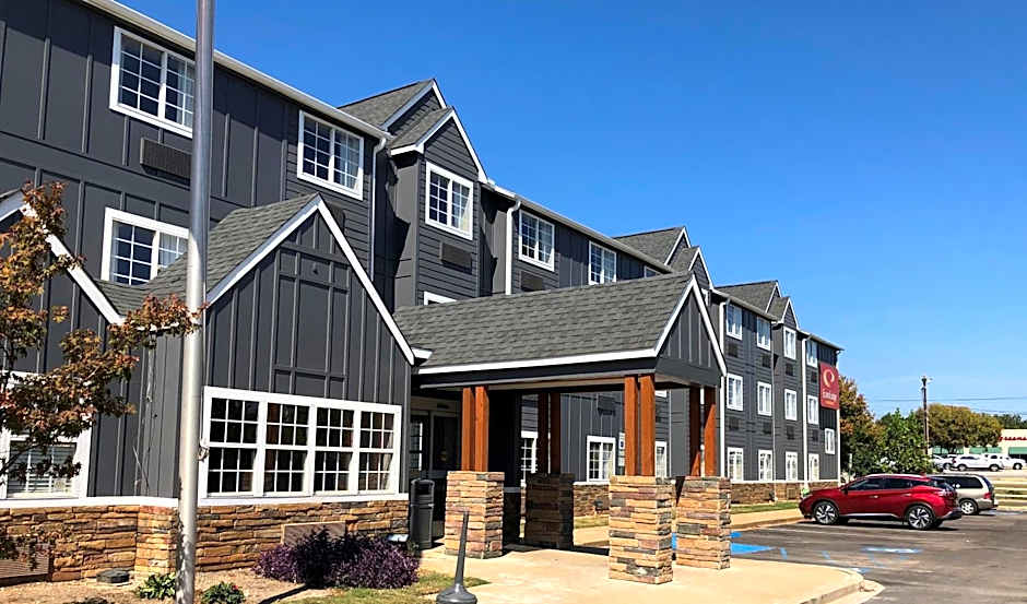 Econo Lodge Inn And Suites Greenville