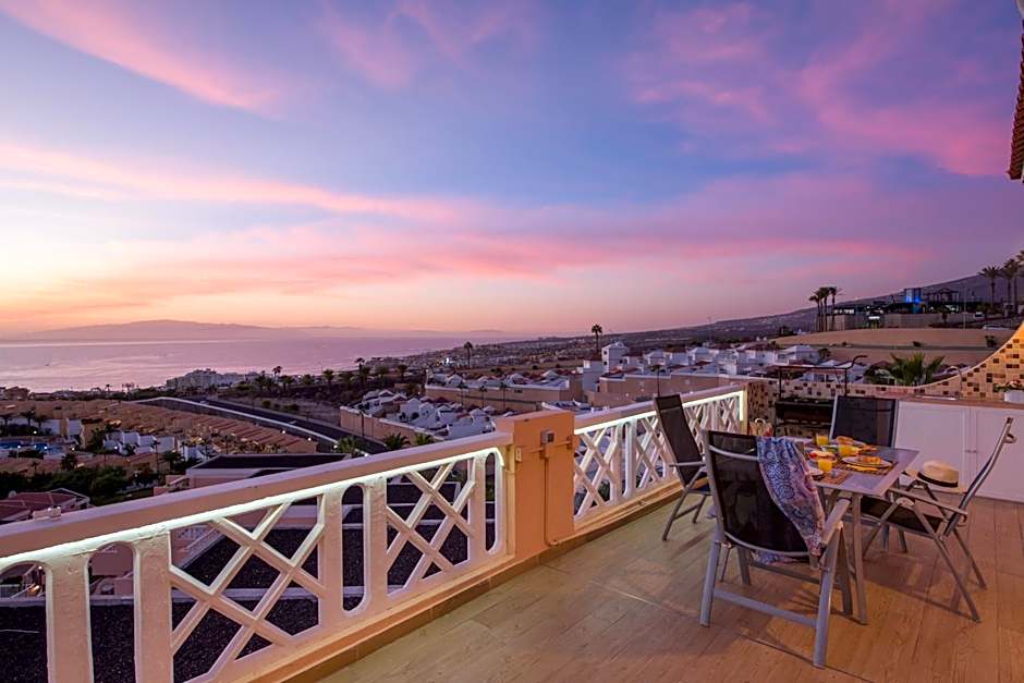 109 Penthouse , incredible view, Marco