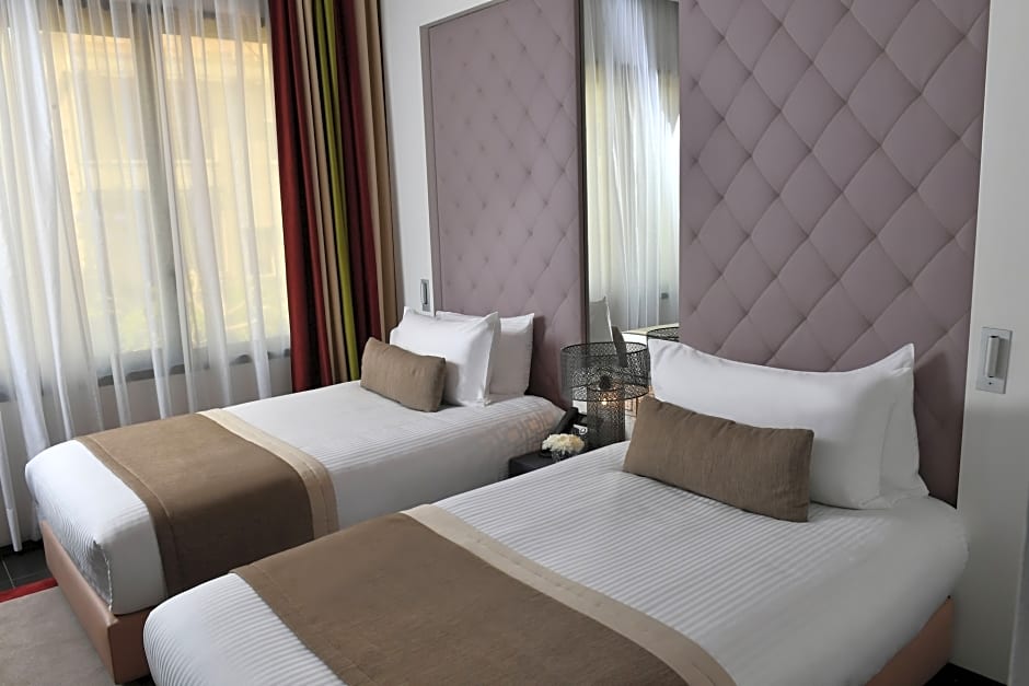 Le Bristol Hotel