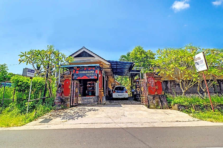 Hotel O Sekar Jagat Near Pantai Baluk Rening