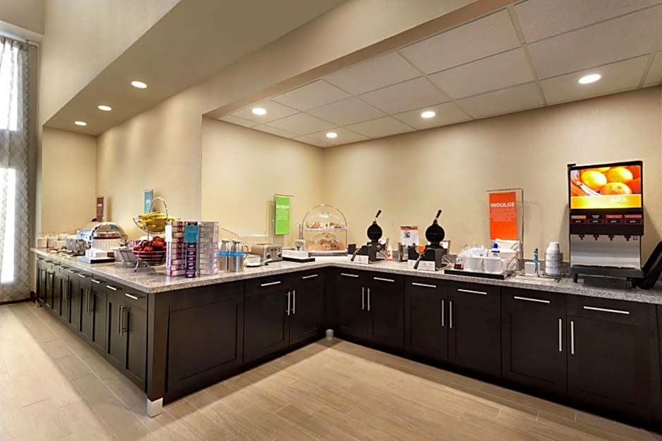 Hampton Inn By Hilton And Suites Springdale