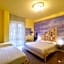 Red Carpet rooms