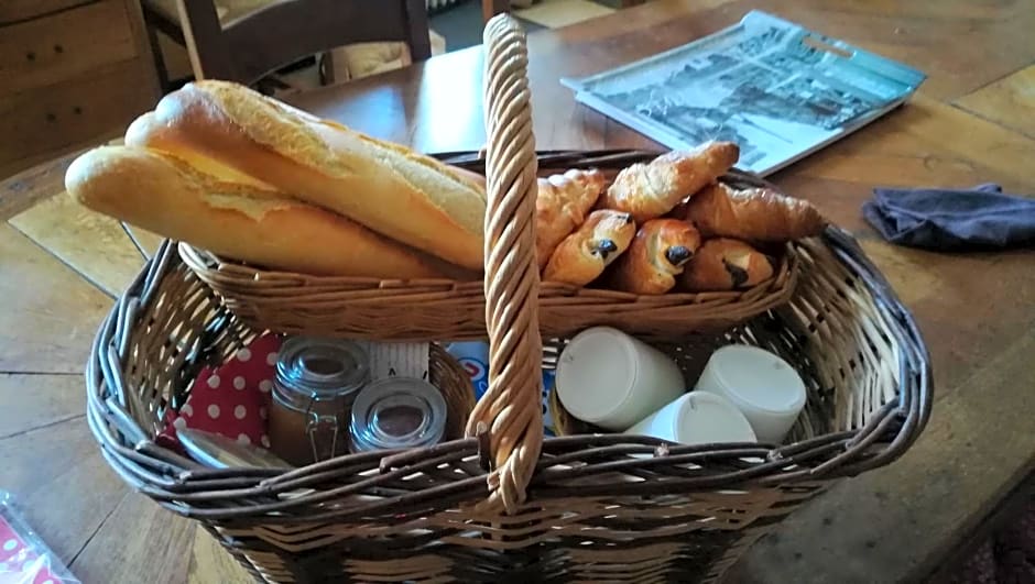 La Ferme de l'isle et sa Roulotte