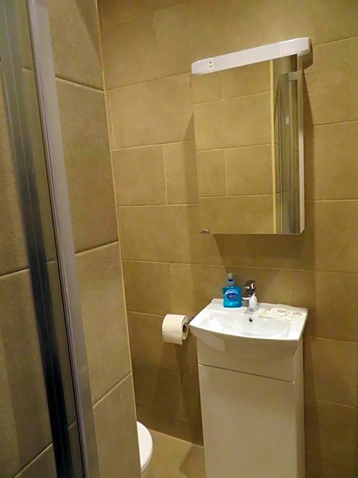 Glendale Hyde Park Hotel