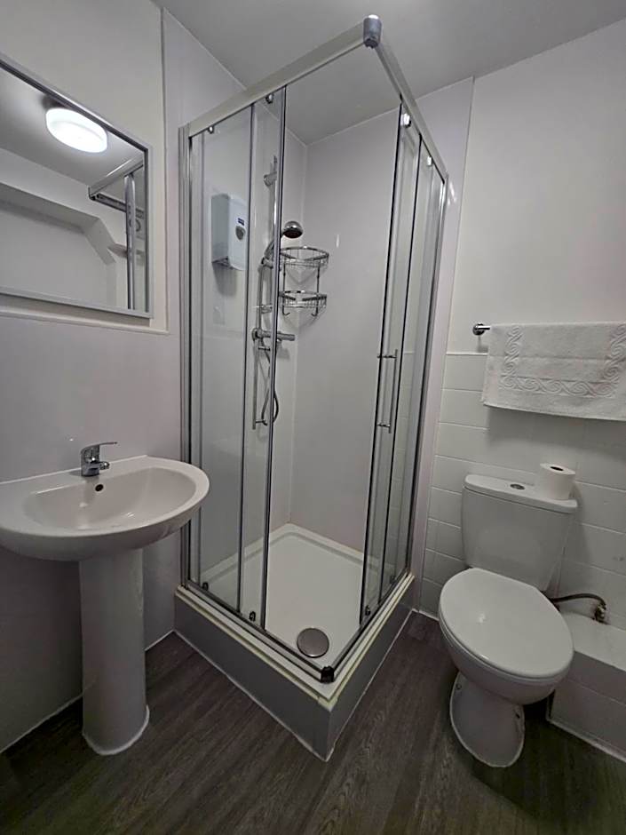 Beach Hotel Torbay B&B