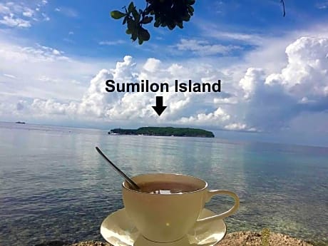 Island Front / Bangcogon Resort and Restaurant