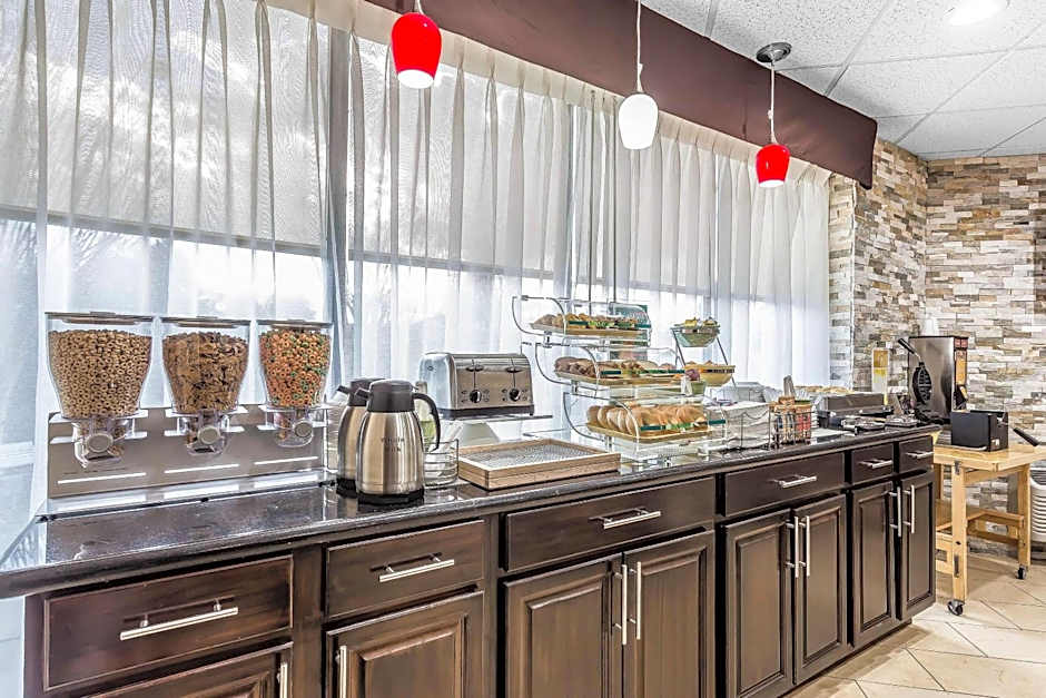 Quality Inn & Suites Salisbury South