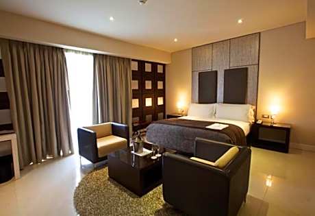 Executive King Room