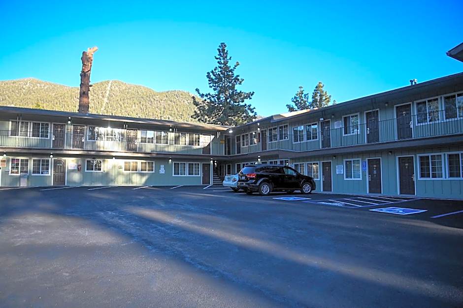 Budget INN At The Heavenly Gondola
