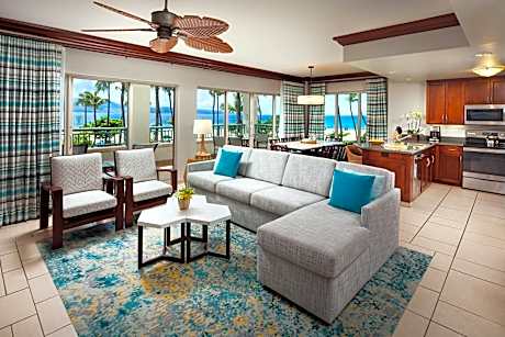 3 Bedroom Villa, Bedroom 1: 1 King, Bedroom 2: 1 King, Bedroom 3: 2 Double, Sofa beds: 2