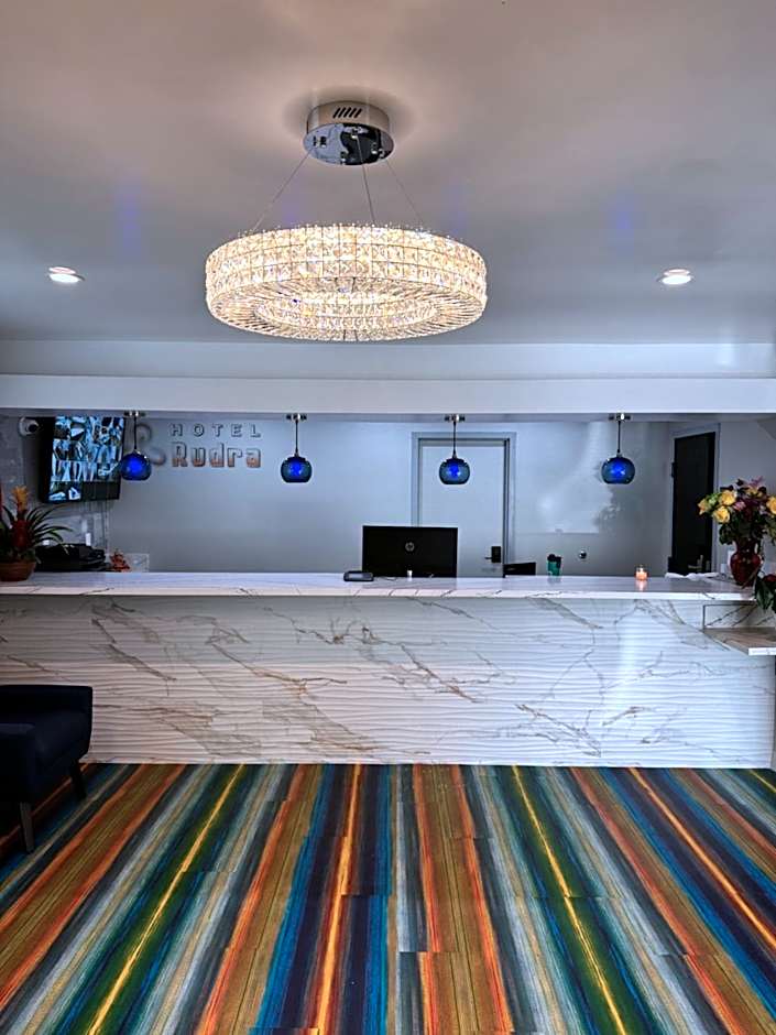 Hotel Rudra - Hollywood
