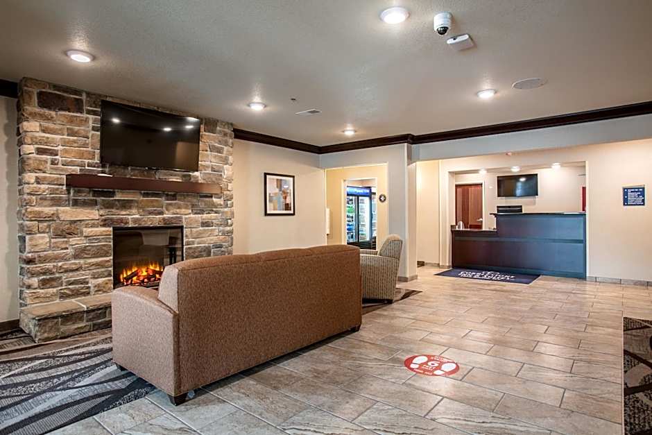 Cobblestone Inn & Suites - Pine Bluffs