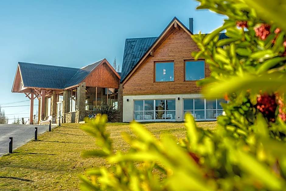 Tremun Mirador Del Lago Hotel