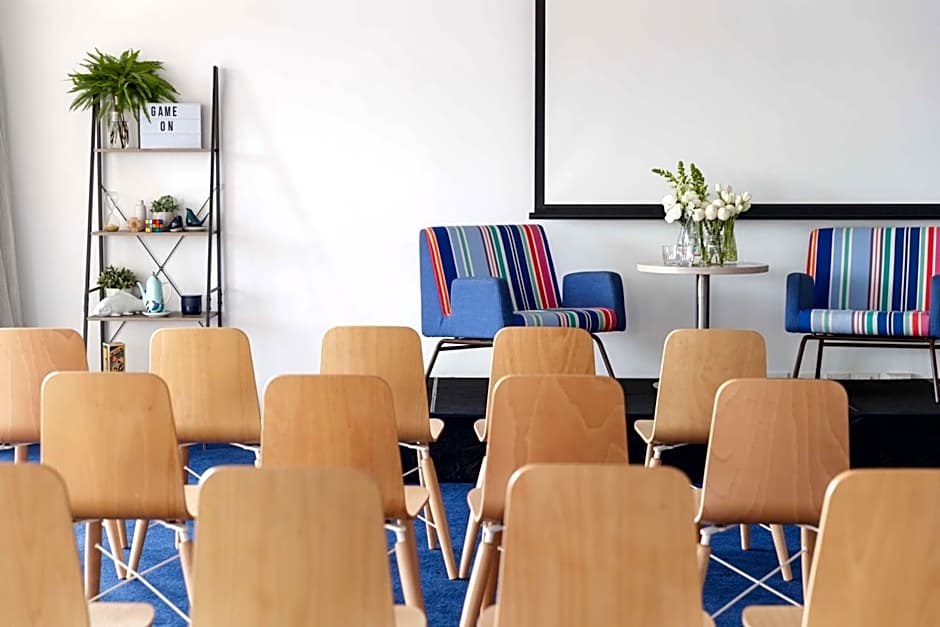 Rydges Cro''a Beachside