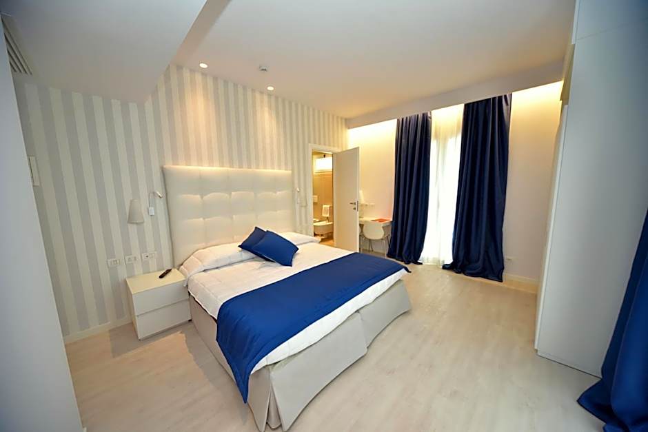 Hotel Fedora Riccione - FRONTE MARE