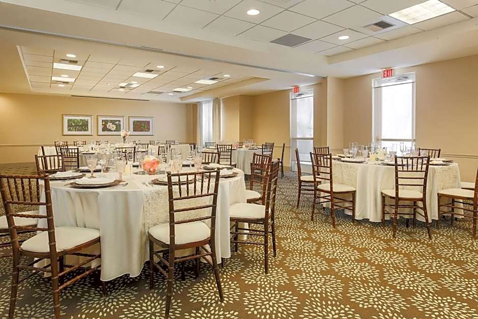 Hilton Garden Inn Bakersfield