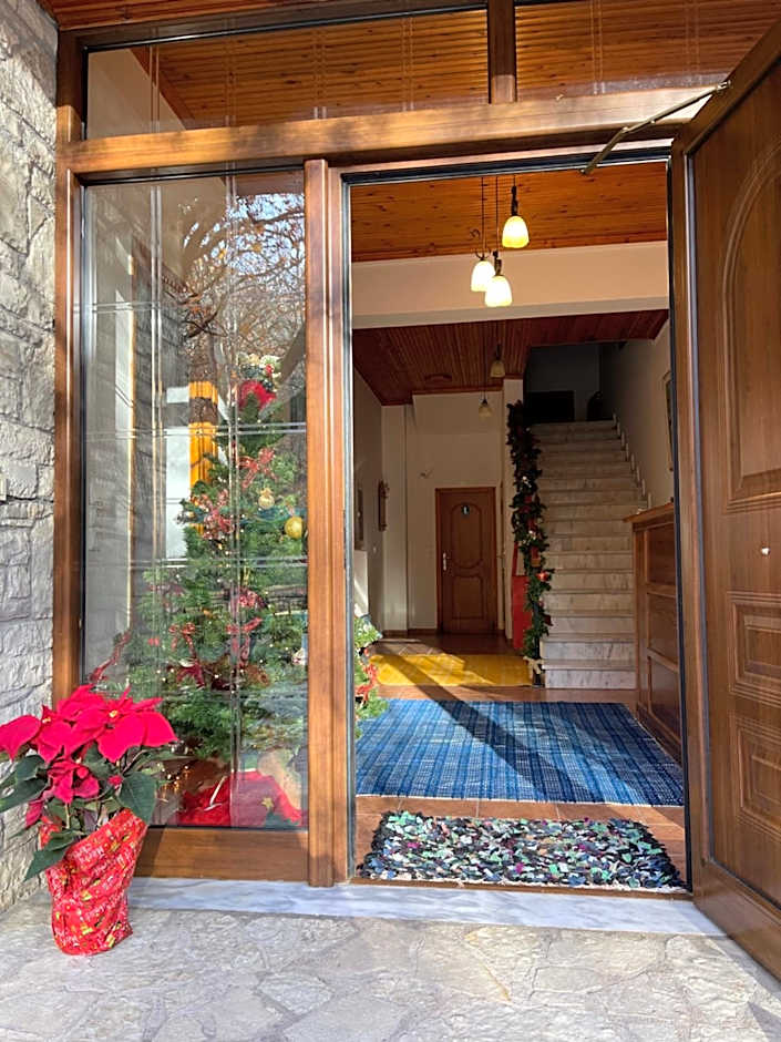 Mountain Hotels "Aroanides"