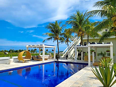 Medewi Manor