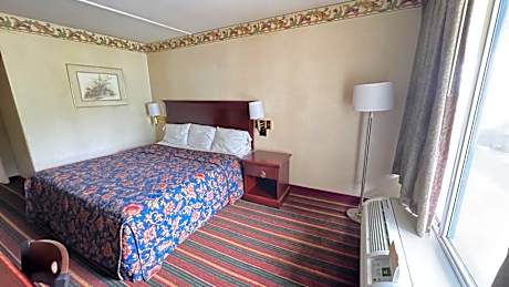 King Room - Non-Smoking