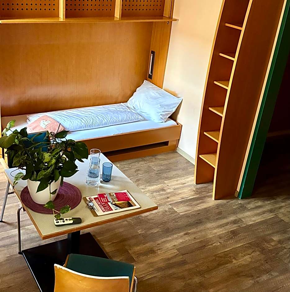 Junges Hotel Tulln - NÖ Jugendherbergswerk