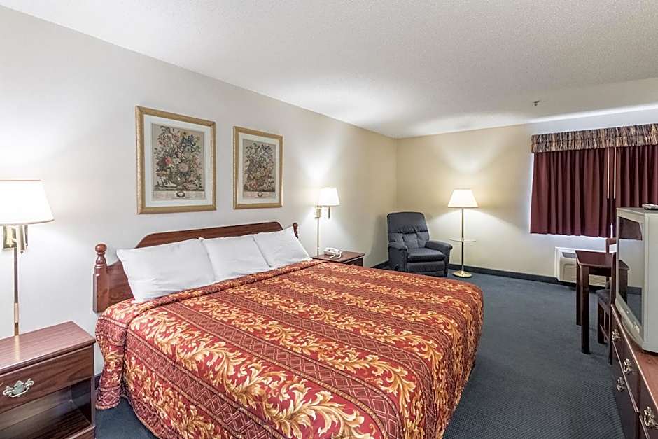 Quality Express Inn & Suites