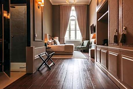 Deluxe Double Room with Bath