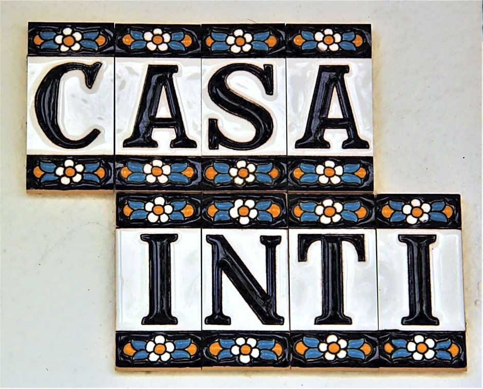 CASA INTI / INTI HOUSE FURNAS