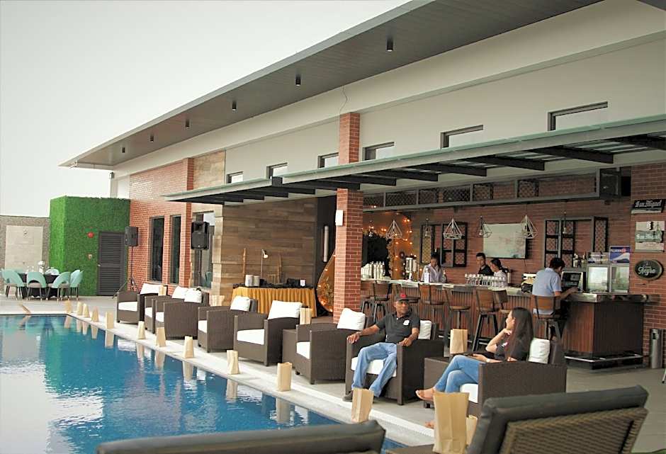 Capitol Hill Hotel and Suites