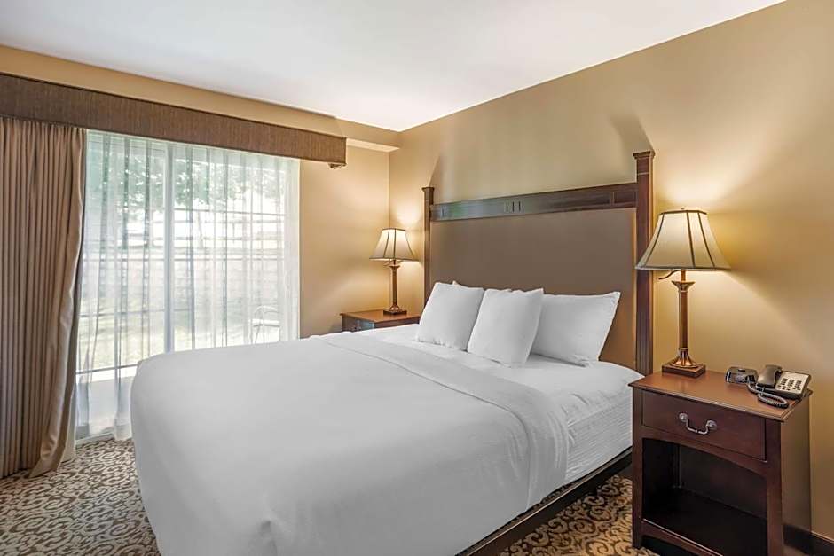Best Western Plus Intercourse Village Inn & Suites