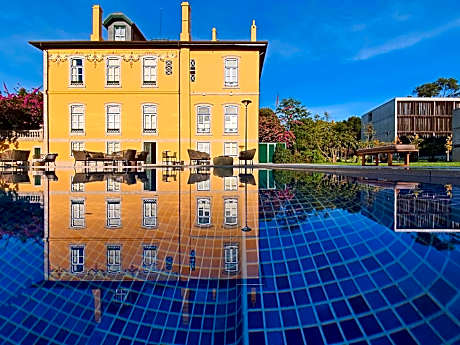 Curio Collection by Hilton Boeira Garden Hotel Porto, Portug