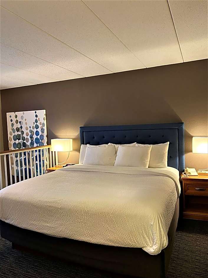 Best Western Plus Kelly Inn