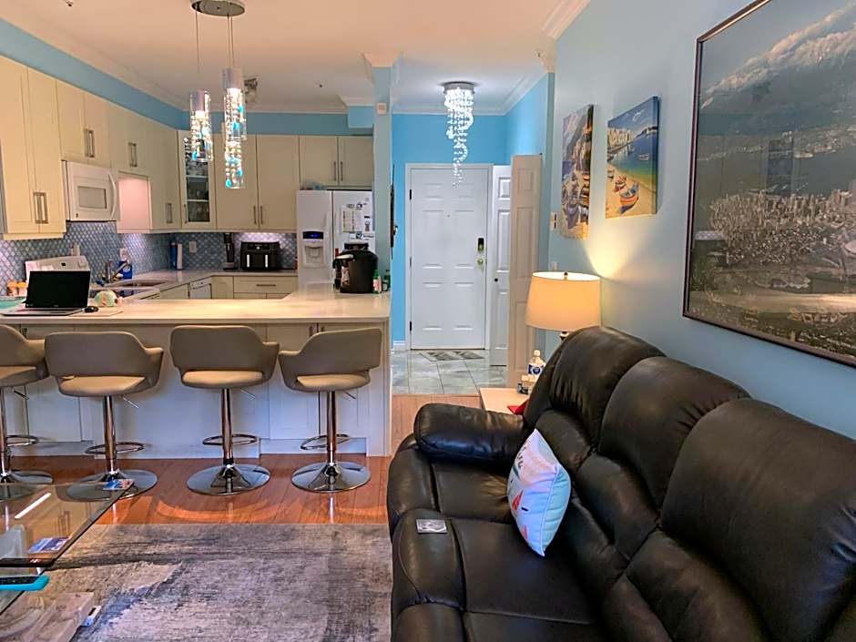 2 Bedrooms Condo in a excellent location