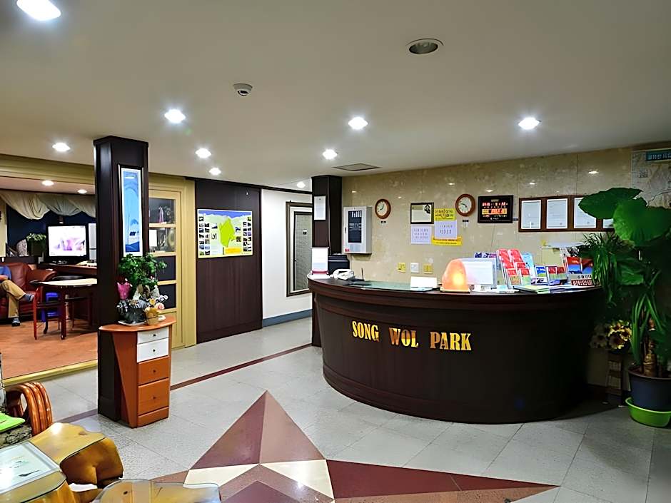 Songwol Park Sokcho