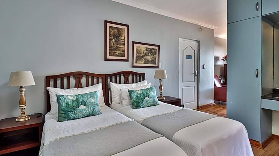 3ColoursBlue Guest House