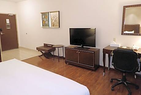 Days Inn & Suites by Wyndham Fort Saskatchewan