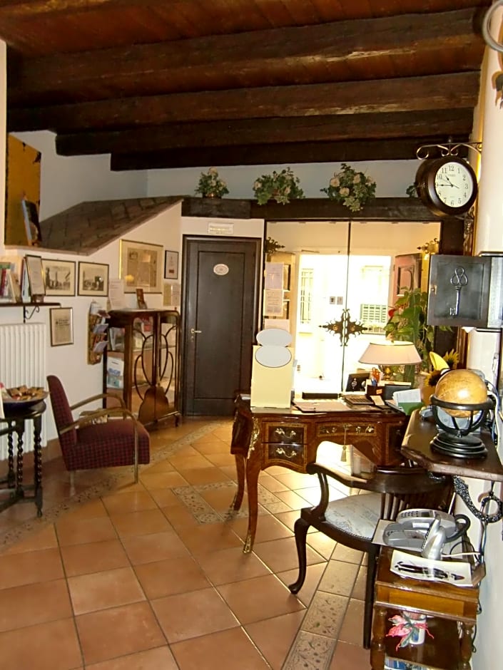 Mondo Antico B&B