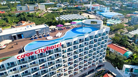 Co-op City Hotel Harborview