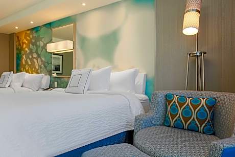 Room, 2 Queen Beds (Hearing Accessible)