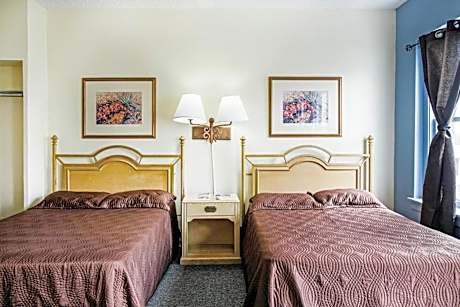 Full Bed with Shared Bathroom