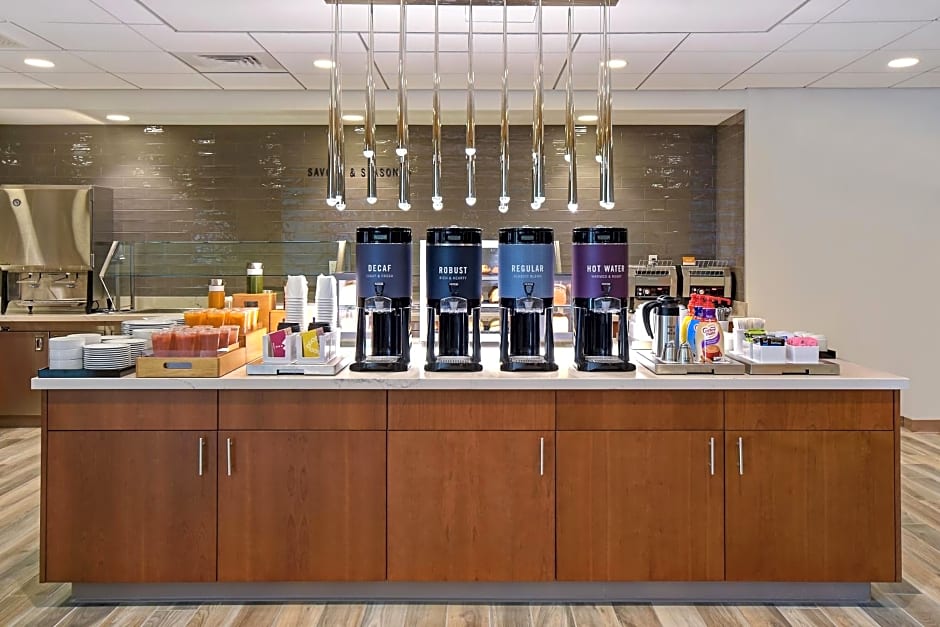 Home2 Suites by Hilton Las Vegas Convention Center - No Resort Fee