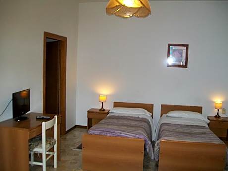 Twin Room with Balcony