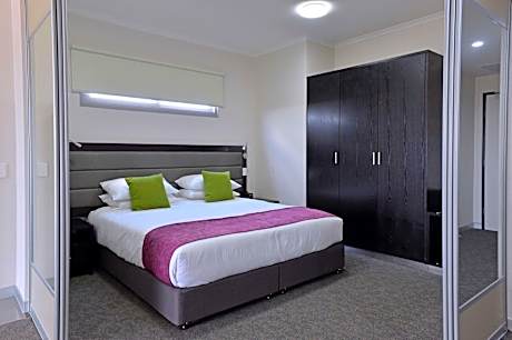 One Bedroom Serviced Apartment with Balcony