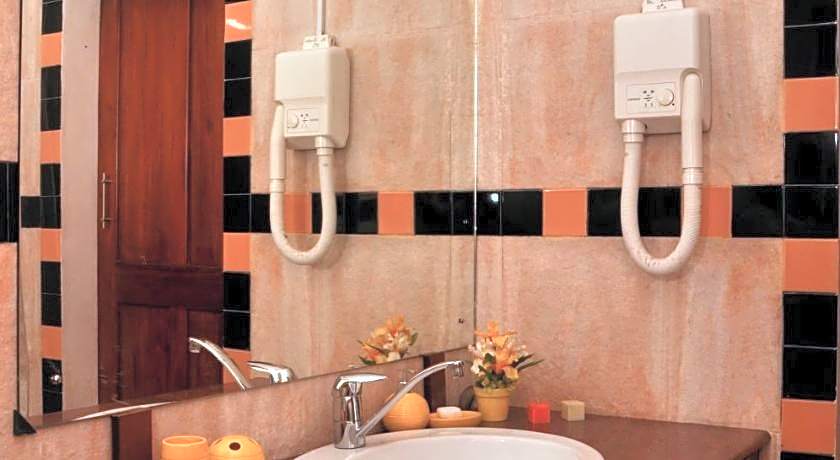 Clouds Holiday Bungalow