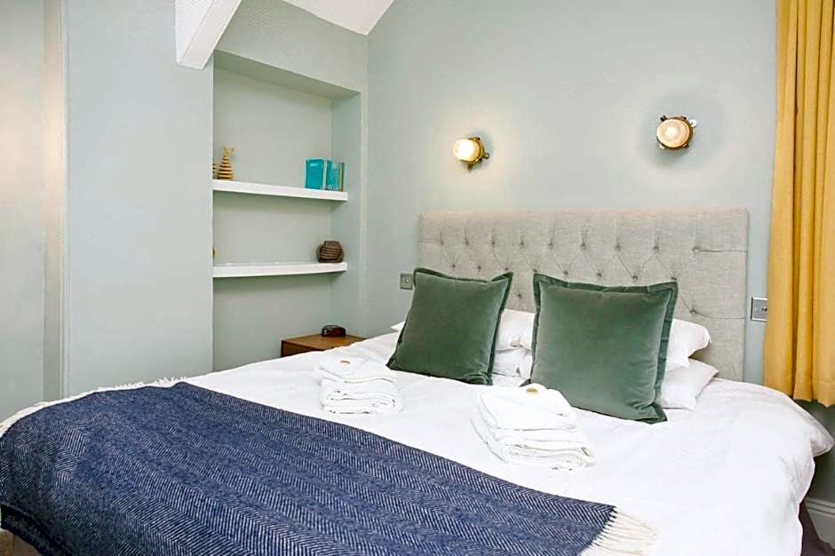 The Lerryn Hotel