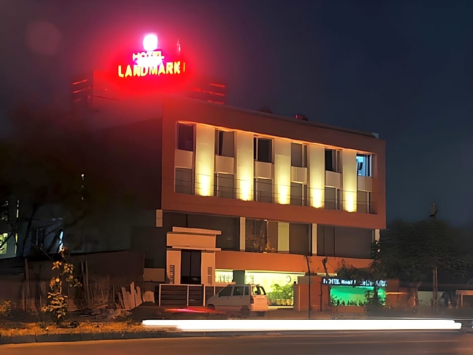 Hotel Planet Landmark