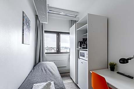 Standard Single Room with Shared Bathroom