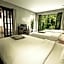 Surflodge Limasan Bali