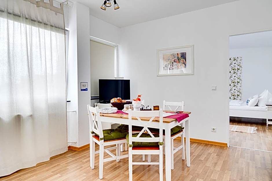 B&B MY PLACE mit Frühstückspaket - with Breakfastbox