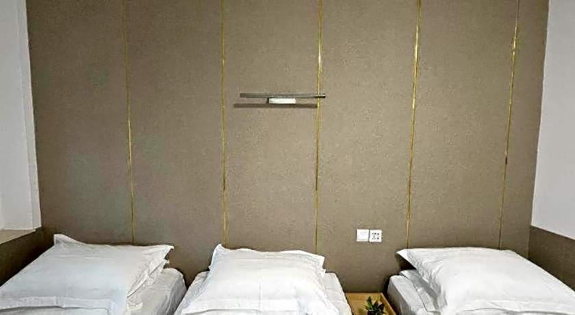 Man Va Hotel
